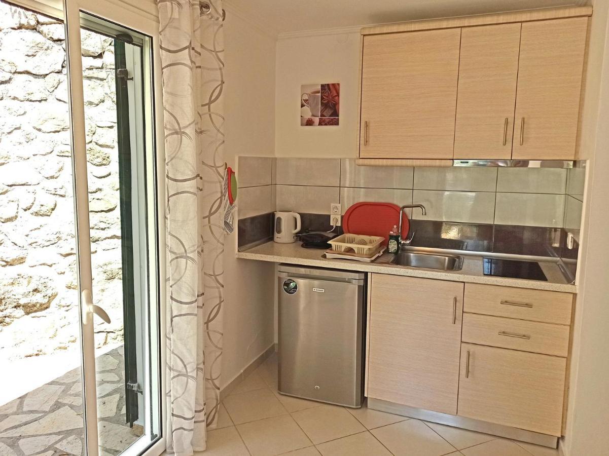Dolphin Apartments Paleokastritsa Ngoại thất bức ảnh